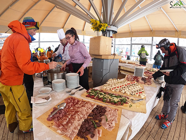 Scufoneda 2024 il festival del telemark sulle Dolomiti - aperitivo allo Chalet Valbona