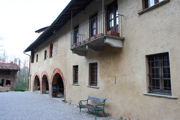 Il Monastero di Torba (Va), vista esterna