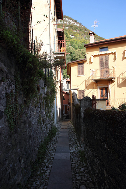 La Greenway del Lago di Como, centro storico di Colonno (Co)