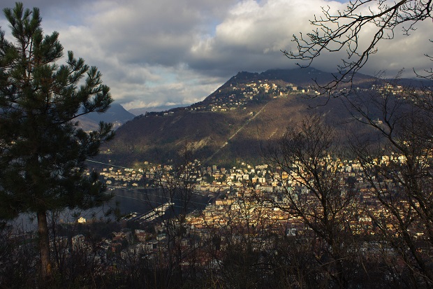 Panorama su Como dal Monte Croce