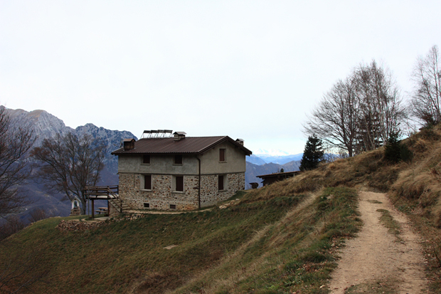 Rifugio Buzzoni - 1600 mt.
