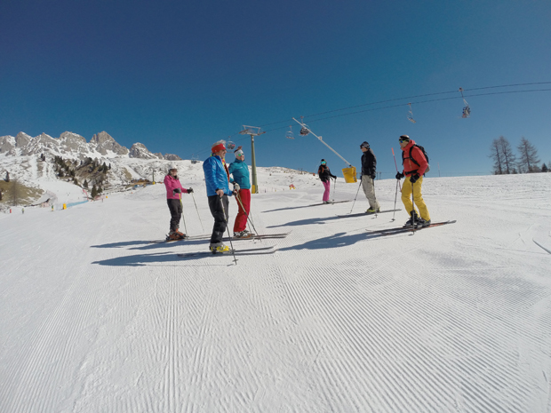 Gruppo Telemark Scufoneda per sciata in compagnia