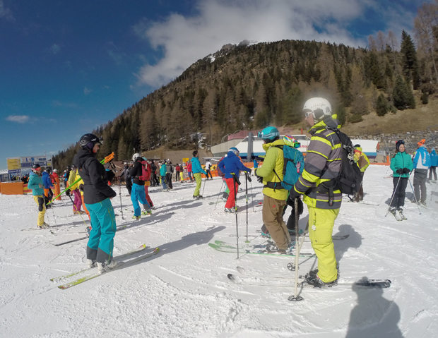 Sciata nel comprensorio Ski Center Latemar, gruppo Scufoneda riunito