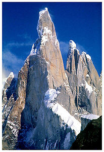 Cerro Torre - foto by wikipedia.org