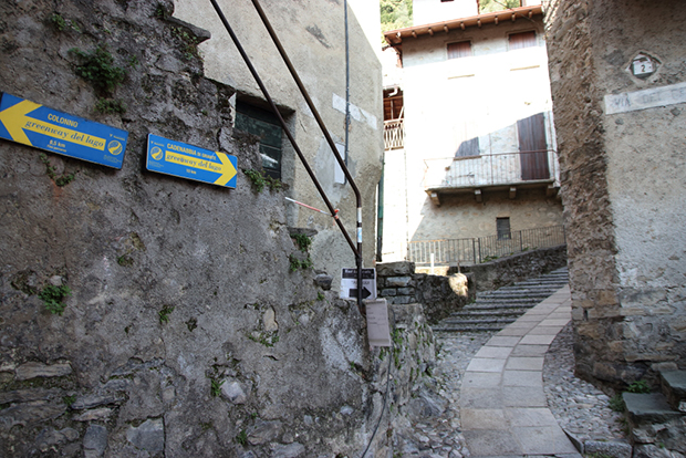 La Greenway del Lago di Como, cartelli escursionistici e indicazioni