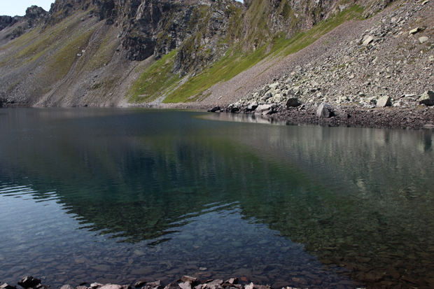 Lago di Piccolo (2378 mt.) nel cuore della Val Brandet 