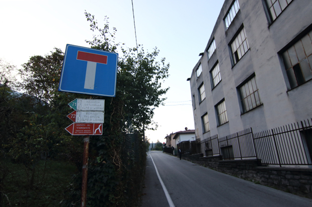 Via della Libertà a Lierna (Lc), primi cartelli