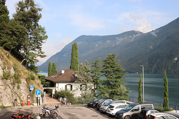 Sentiero dell'Olivo a Lugano, posteggio in Via Cortivo