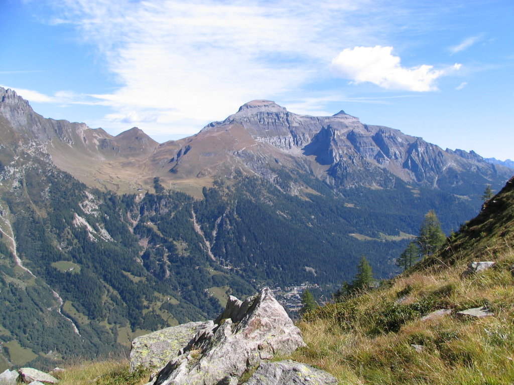 Vista sull'Alpe Ciamporino