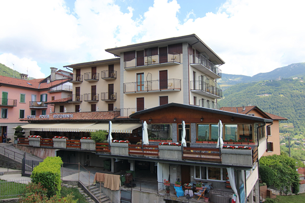 Hotel Ristorante Posta in Valle Imagna, Vista Esterna della struttura