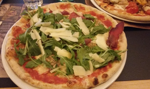 Ristorante Pizzeria La Pernice a Trepalle (So) - Pizza