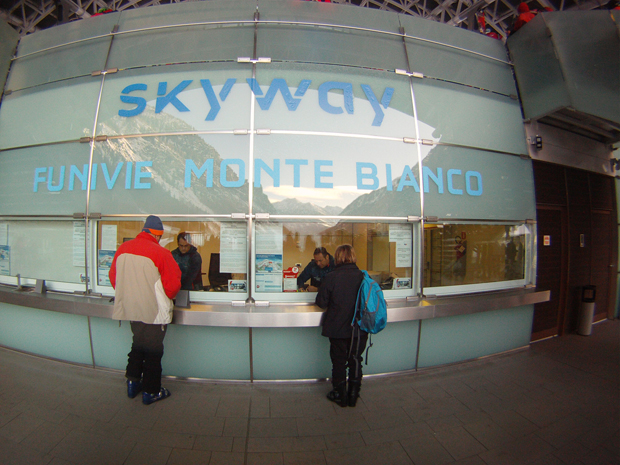 Partenza SkyWay del Monte Bianco
