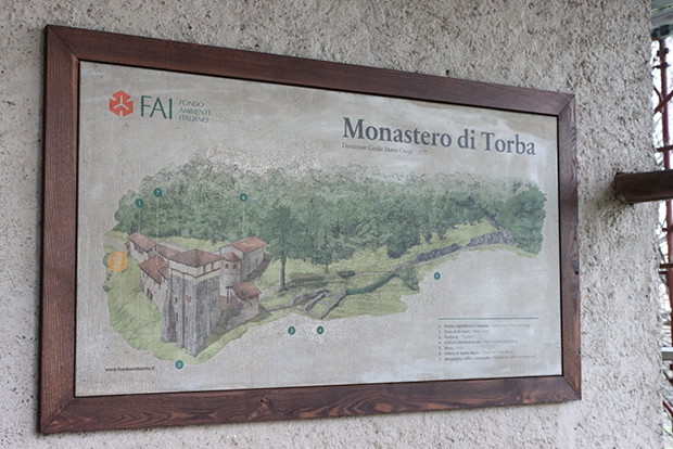 Il Monastero di Torba (Va), Ingresso