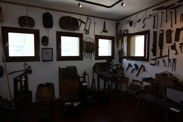 Museo Etnografico di Premana (Lc) - Attrezzi per l'agricoltura