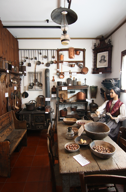 Museo Etnografico di Premana (Lc) - Ricostruzione cucina