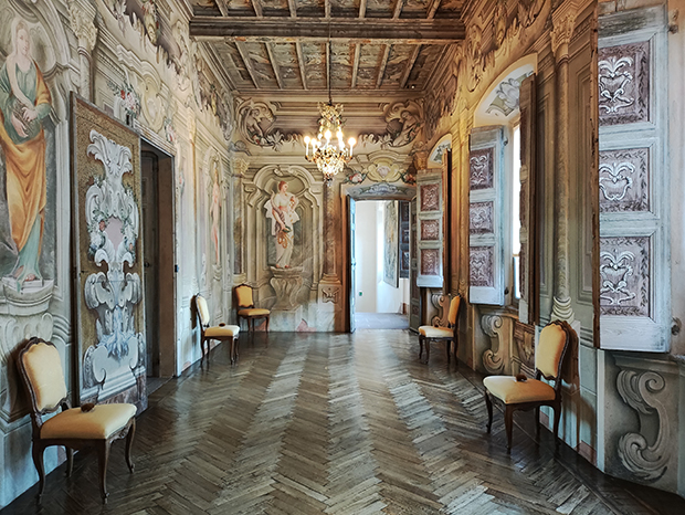Villa della Porta Bozzolo, Galleria al Primo Piano