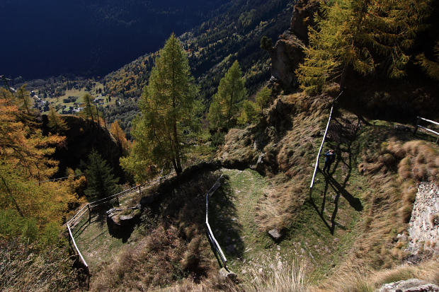 Lungo l'Antica Mulattiera dell'Alpe Devero, tratto in salita